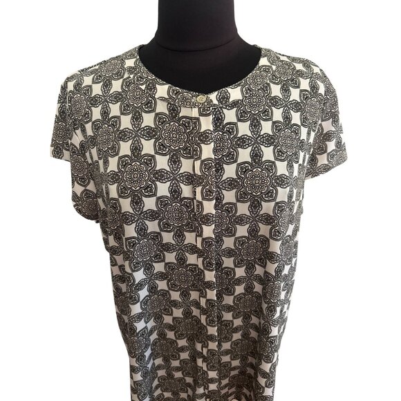 Dana Buchman XL Black & White Floral Print Short Sleeve Button-Down Blouse - Picture 2 of 9